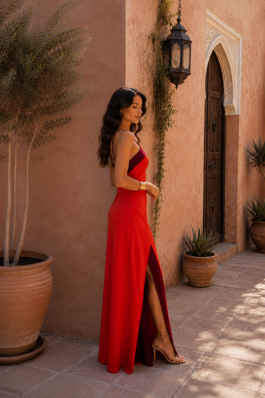 Vestido Largo Halter con Abertura Lateral