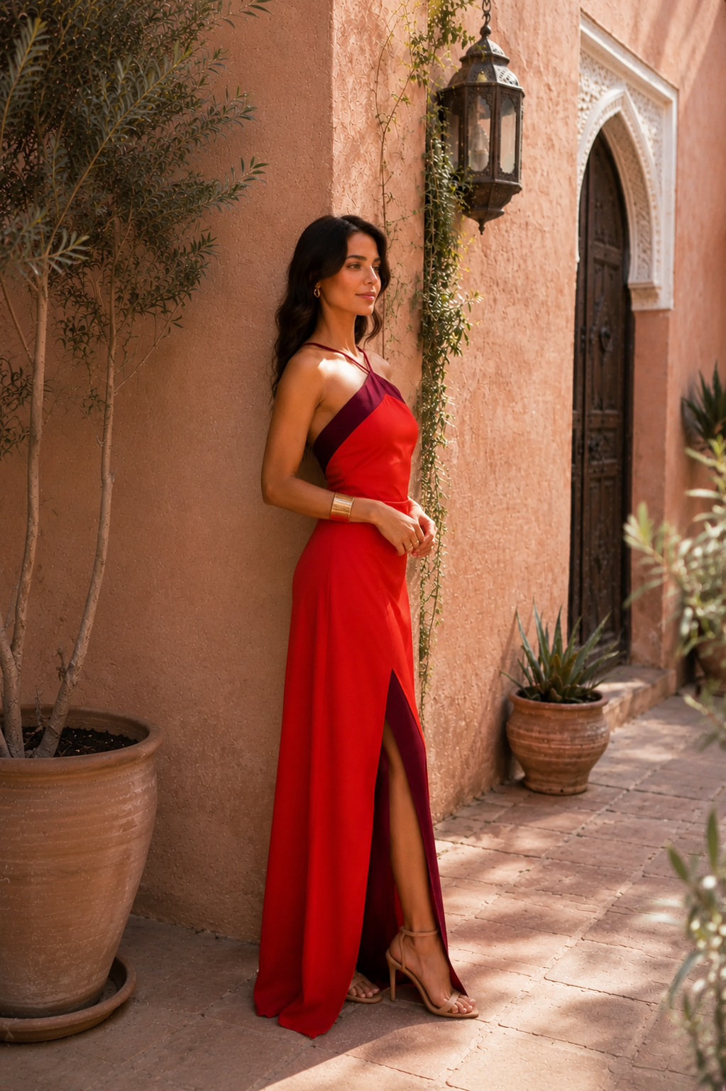 Vestido Largo Halter con Abertura Lateral