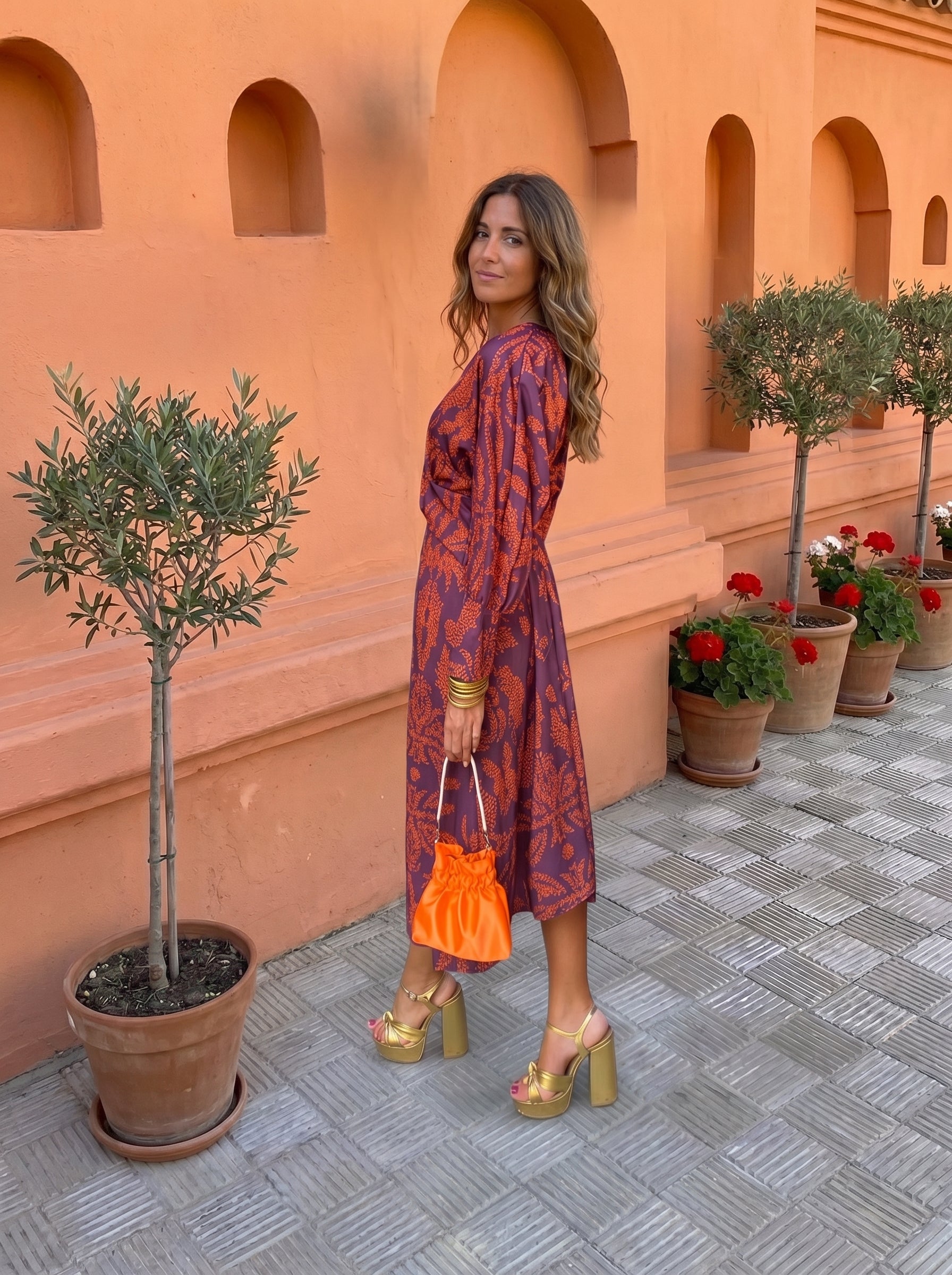 Vestido Midi con Estampado Elegante